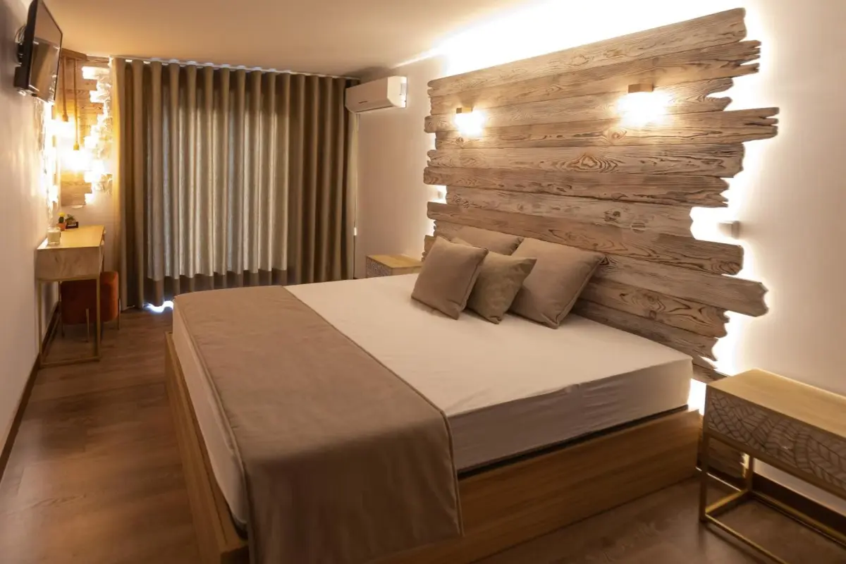 Golden Mirror - Imagem 2