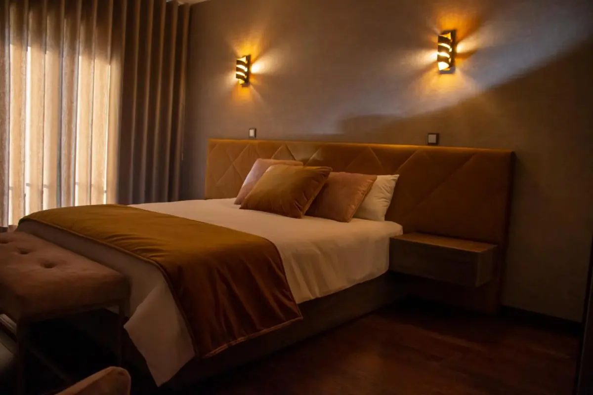 Golden Mirror - Imagem 37