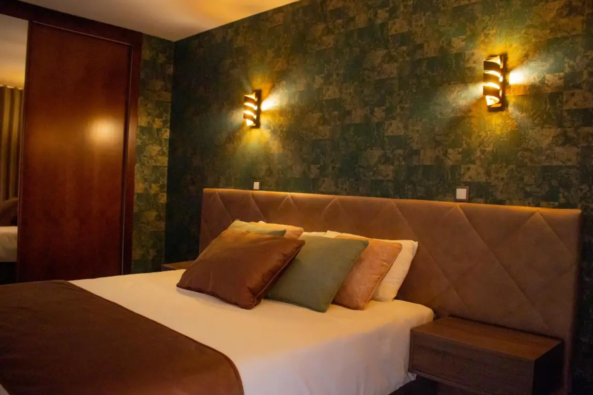 Golden Mirror - Imagem 47