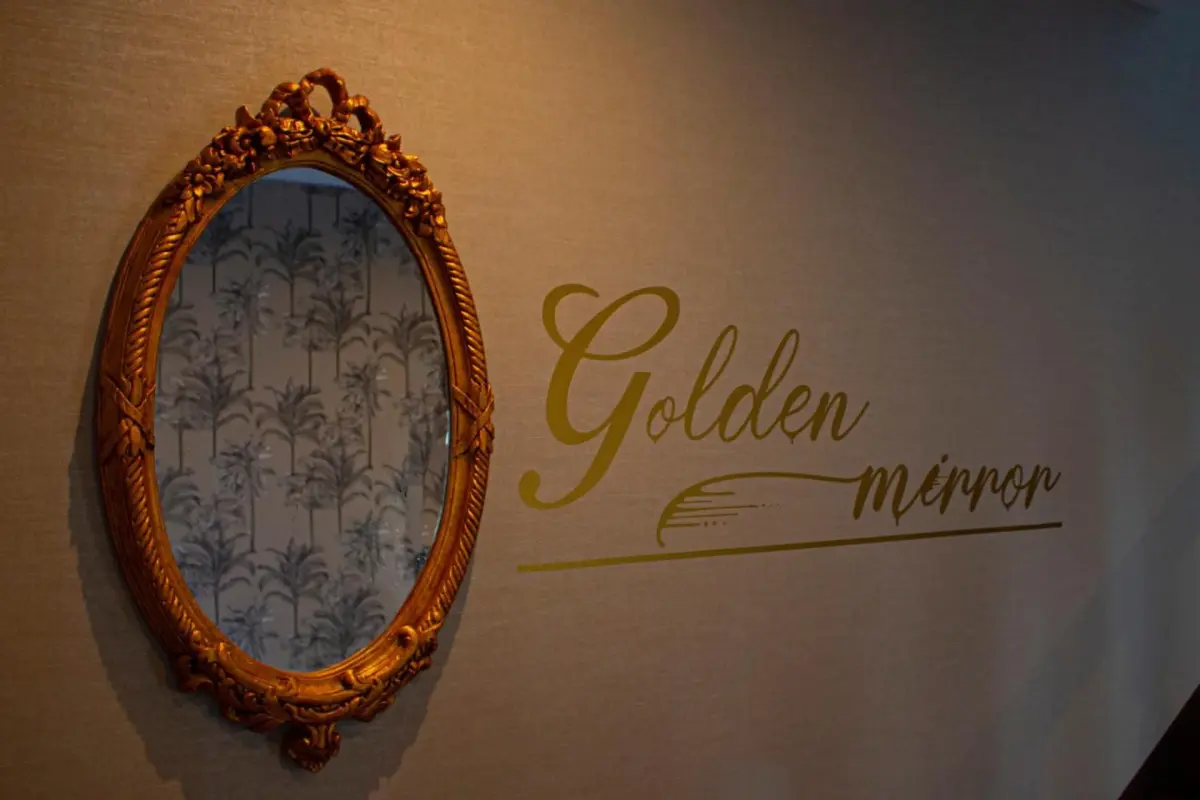 Golden Mirror - Imagem 57