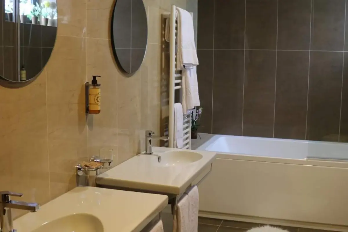 Discover the LBV House Hotel: Comfort and Exceptional Service for Everyone - Imagem 32