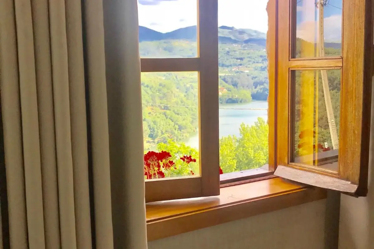 Discover the Piece of World Douro: A Refuge of Comfort and Style - Imagem 29