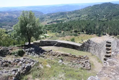 Burg Ansiães