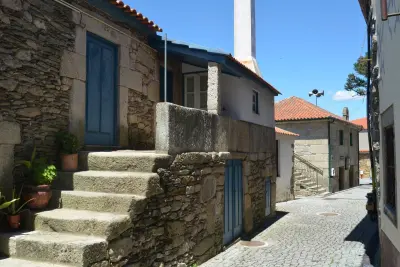 Aldeia Vinhateira de Barcos