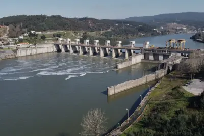 Stausee Crestuma-Lever