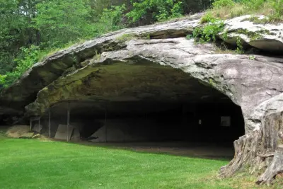 Caves Graham's