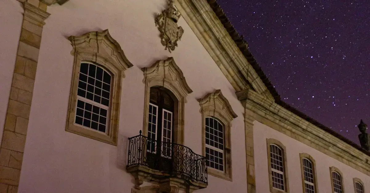 Glamping in the Douro: Sleeping Under the Stars in the Vineyards