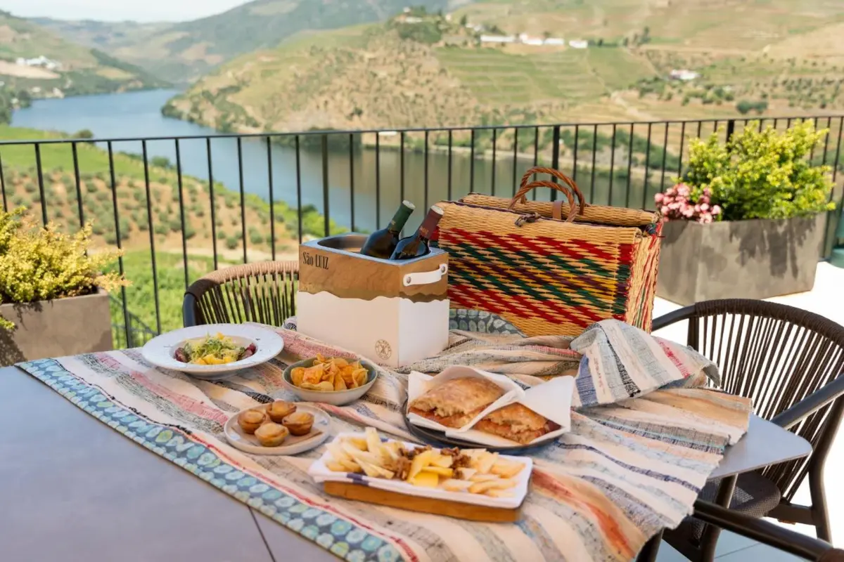 Discover the Charm of Quinta São Luiz The Vine House Douro - Imagem 99