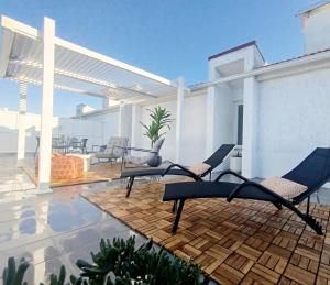 Douro Valley Private Terrace & Lounge – photo 5