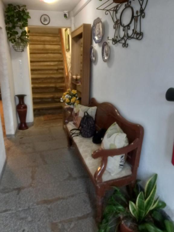 Casa da Avó Maria, Largo de Santo António, n 97395AL