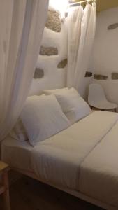Casinhas de S. Francisco T1 Amêndoa by LovelyStay – Foto 4