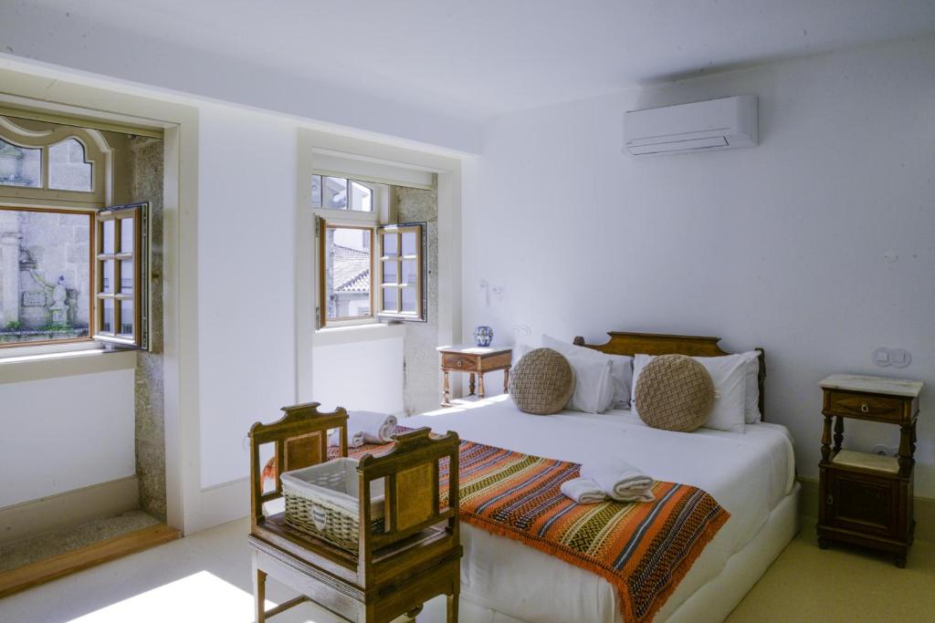 Casa Matriz Séc. XVI \| Double or Twin w/ balcony