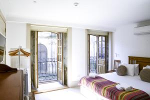 Casa Matriz Séc. XVI \| Double or Twin w/ balcony – photo 5