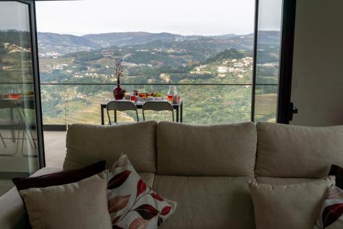 Cherry Douro Hill – photo 3