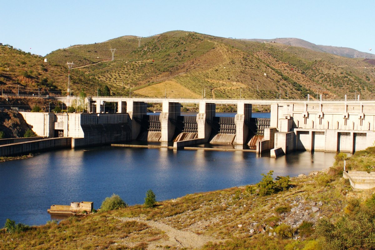 Barragem do Pocinho no Douro Superior