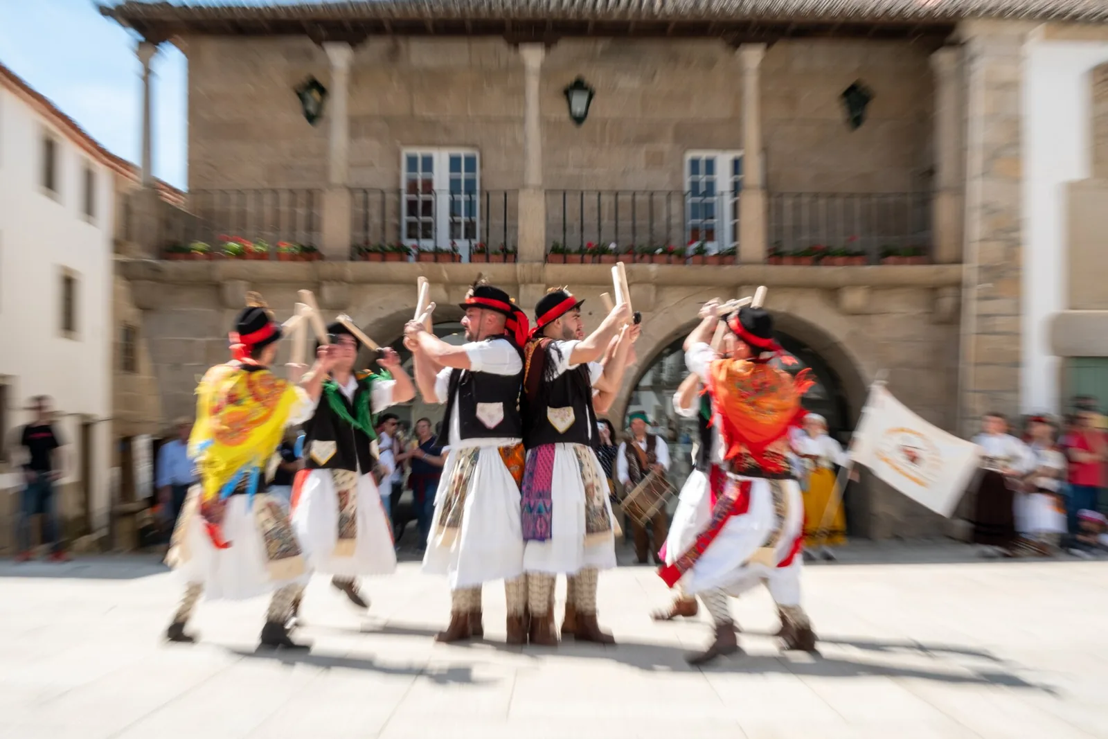 Dança dos Pauliteiros