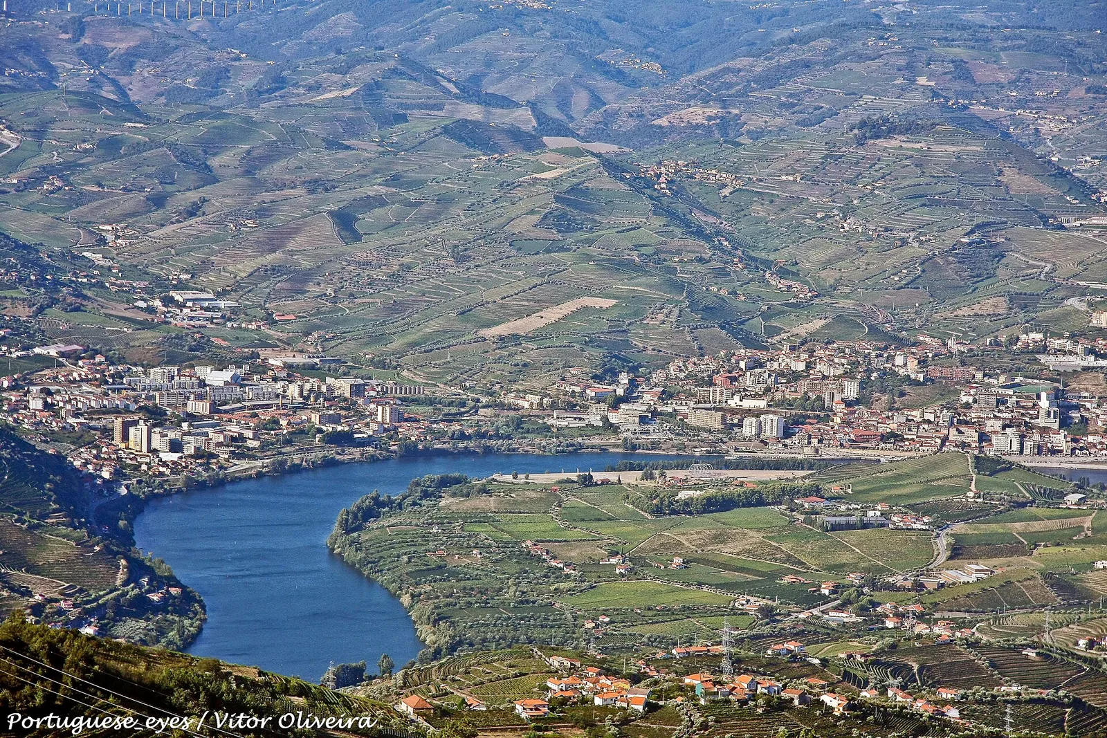 Peso da Régua e o rio Douro vistos do Miradouro da Boa Vista, Serra das Meadas