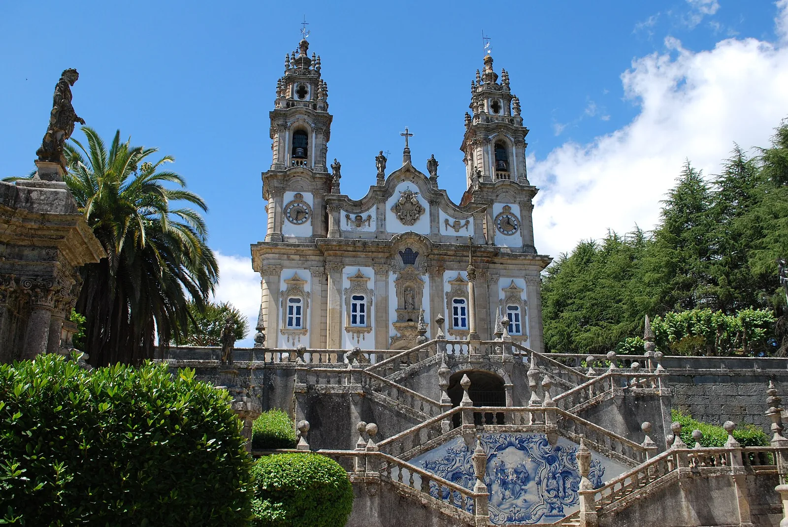 Il Santuario di Nossa Senhora dos Remédios e la sua scalinata a Lamego