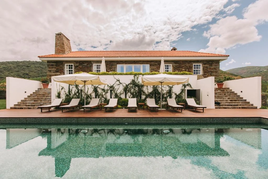 Villa with Private Pool – Ventozelo Hotel & Quinta